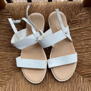 Cupcake size 3 white girls sandals